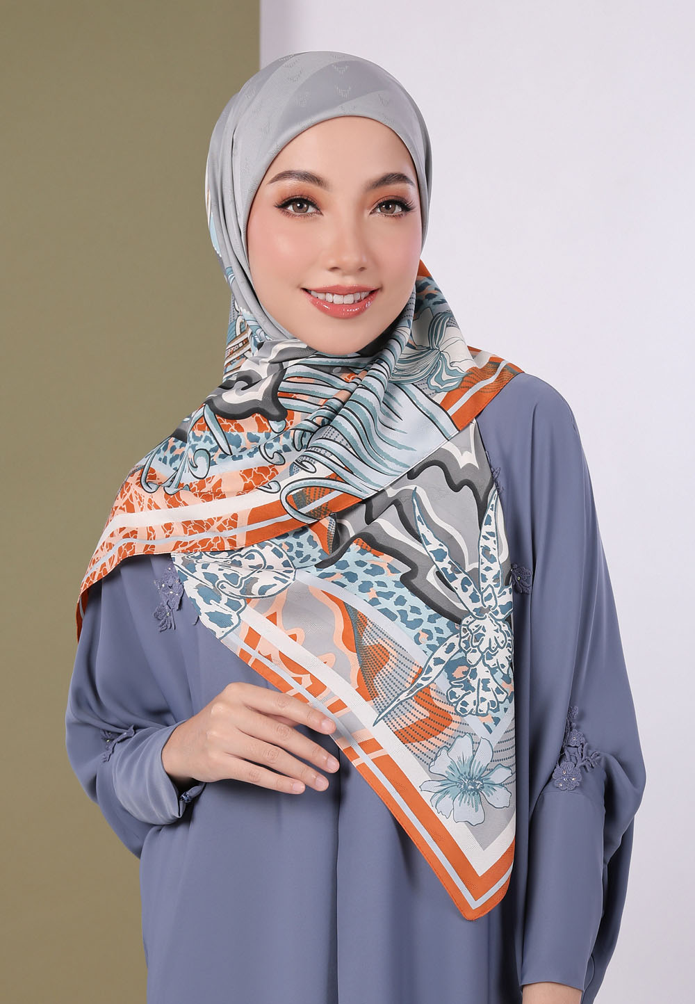 ATELIER TWILL IN GREY